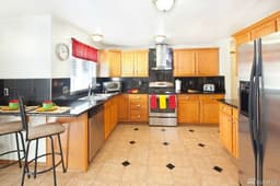 Meadow Crest Senior Home - Gallery Image 3