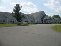 The Inn At Deerfield Inc - Gallery Image 3