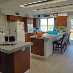 Meyer Manor - Gallery Image 1