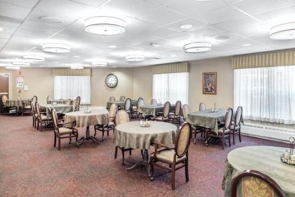 Elderwood Assisted Living at Wheatfield - Gallery Image 5