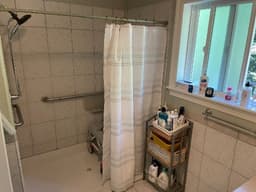 Elizabeth'S Adult Care Home, Elisabeta Cristurean - Gallery Image 5