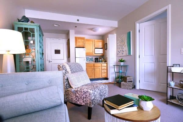 Gurwin Jewish- Fay J. Lindner Residences - Gallery Image 2