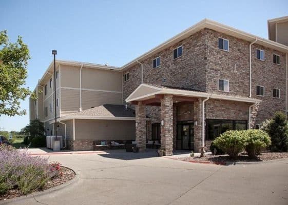 Oxbow Living Center - Gallery Image 6