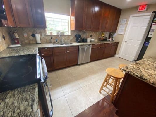 Northgate Forest Senior Living - Gallery Image 6