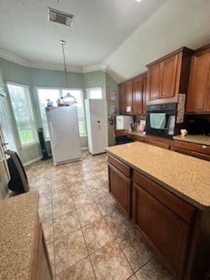Hands To Lend Assisted Living - Gallery Image 3
