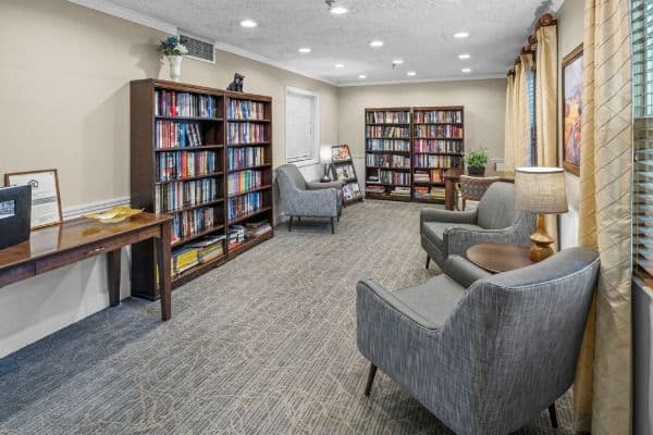Oakleaf Village of Columbus - Gallery Image 6