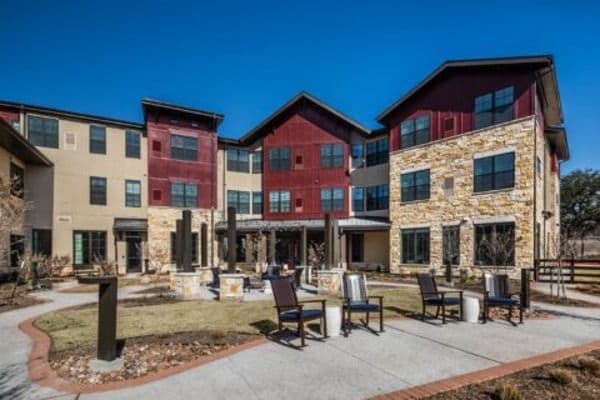 Longleaf Bee Caves Assisted Living - Gallery Image 5