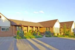 Apple Leaf Assisted Living - Gallery Image 1