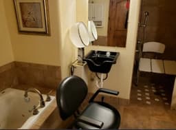 Eagles Nest Assisted Living Llc - Gallery Image 5