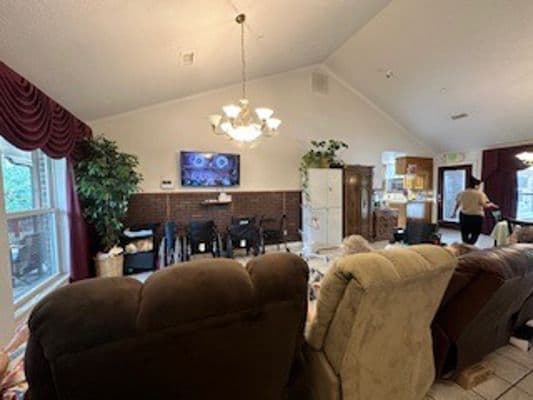 Forest Cottage Senior Care - Gallery Image 4