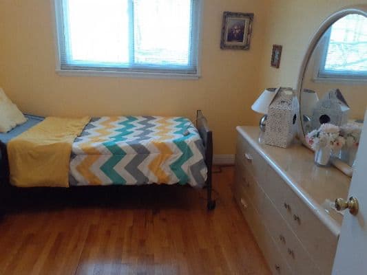 La Familia Assisted Living - Gallery Image 4