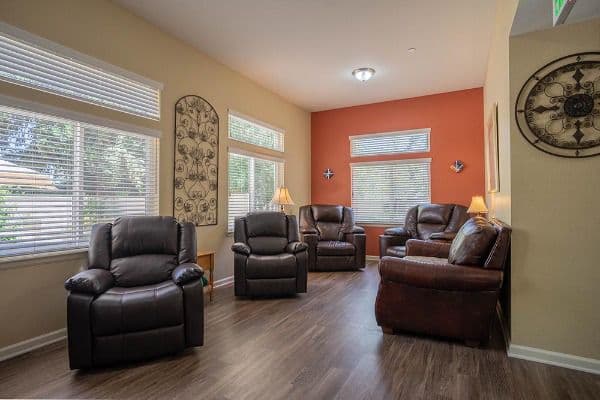 Jaxpointe Assisted Living At Allison Ct - Gallery Image 2