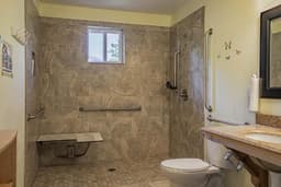Jaxpointe Assisted Living At Allison Ct - Gallery Image 6