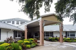 Heron House - Gallery Image 1
