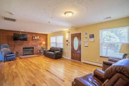 Jaxpointe Assisted Living At 63d Pl - Gallery Image 4