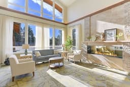 Silverado Bellevue - Gallery Image 4