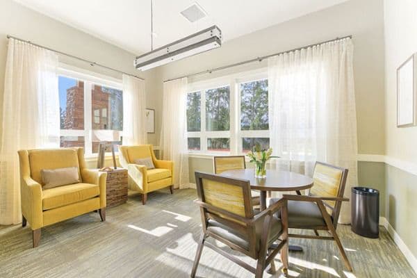 Silverado Bellevue - Gallery Image 5