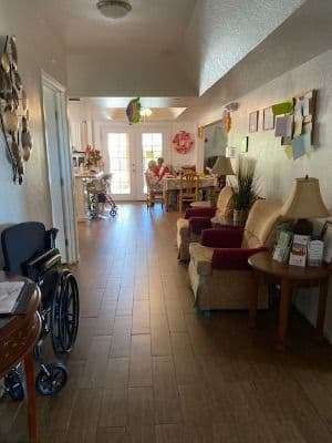 El Pueblo Assisted Living - Gallery Image 5