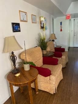 El Pueblo Assisted Living - Gallery Image 6