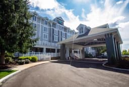 Tapestry Senior Living Moon Township - Gallery Image 1