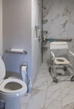 Balmoral Group Home - Gallery Image 4