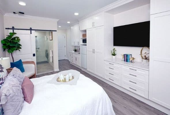 The Bristal at York Avenue - Gallery Image 4