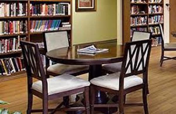 Sycamore Glen Retirement Center - Gallery Image 6
