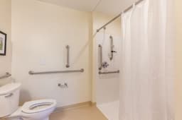 VICTORIAN AT RIVERSIDE - Gallery Image 6