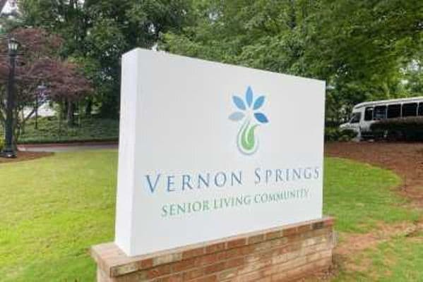 Vernon Springs Senior Living - Gallery Image 6