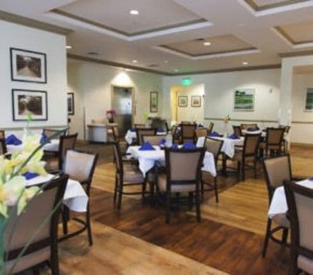 Angels Senior Living at South Tampa - Gallery Image 3