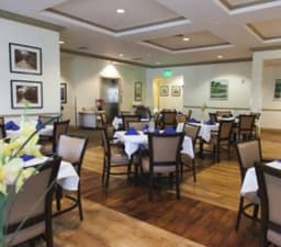 Angels Senior Living at South Tampa - Gallery Image 3