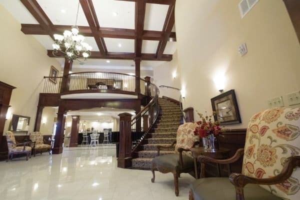 Mccrite Plaza At Briar Cliff - Assisted Living & Independent Living - Gallery Image 3