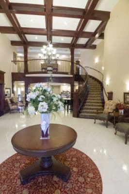 Mccrite Plaza At Briar Cliff - Assisted Living & Independent Living