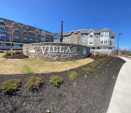 The Villas Of Holmdel - Gallery Image 2