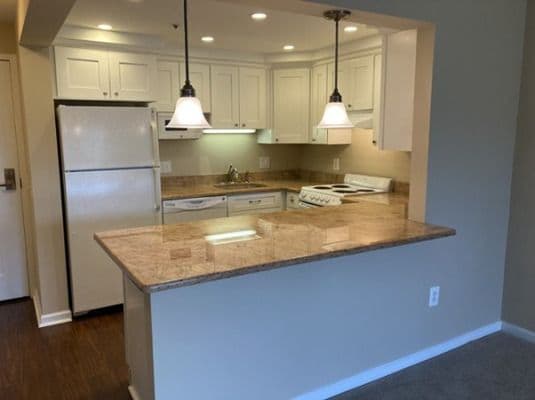 Oxford Enhanced Senior Living - Gallery Image 3