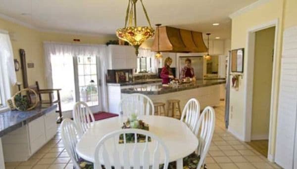 Gracious Granny'S - Gallery Image 2