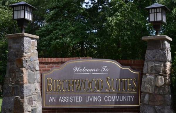 Birchwood Suites - Gallery Image 5