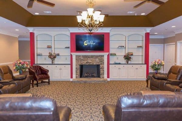 BeeHive Homes of Gainesville - Gallery Image 2
