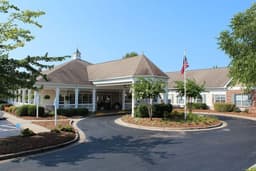 Lakes of Gainesville Assisted Living - Gallery Image 6