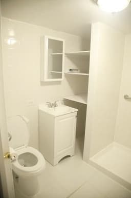Angel Assisted Living/Lanham - Gallery Image 4