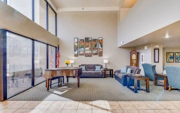 Lifestream Complete Senior Living at Glendale - Gallery Image 4