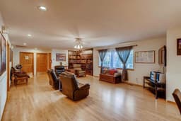 Golden Care - Gallery Image 1