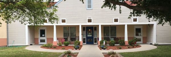 Villa Northwest Assisted Living - Gallery Image 4