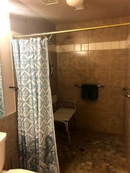 Crestlane Care Assisted Living - Gallery Image 5