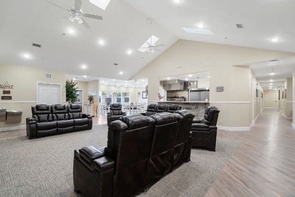 Beehive Homes Of Cypress - Gallery Image 2