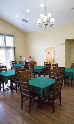 Green Valley Commons Assisted Living (Xra) - Gallery Image 4