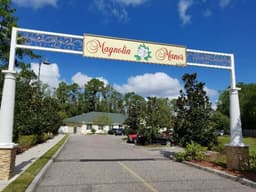 Magnolia Manor Assisted Living - Gallery Image 4