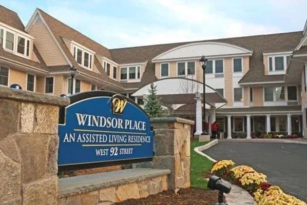 Windsor Place of Wilmington Assisted Living - Gallery Image 6