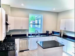 Evergreen Villas - Gallery Image 4