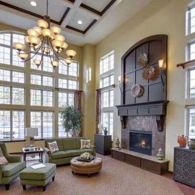 Farmington Station Senior Living - Gallery Image 6